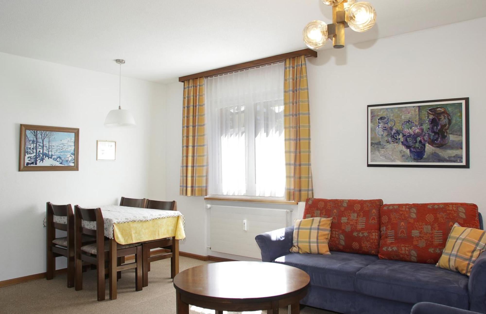 Baron / Baronesse Apartments Leukerbad Zimmer foto